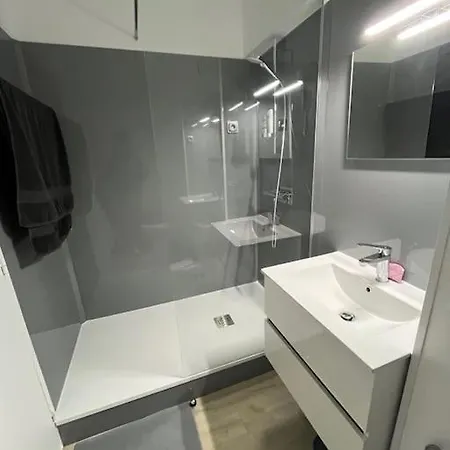 Studio Paisible Proche Du Centre Апартаменты